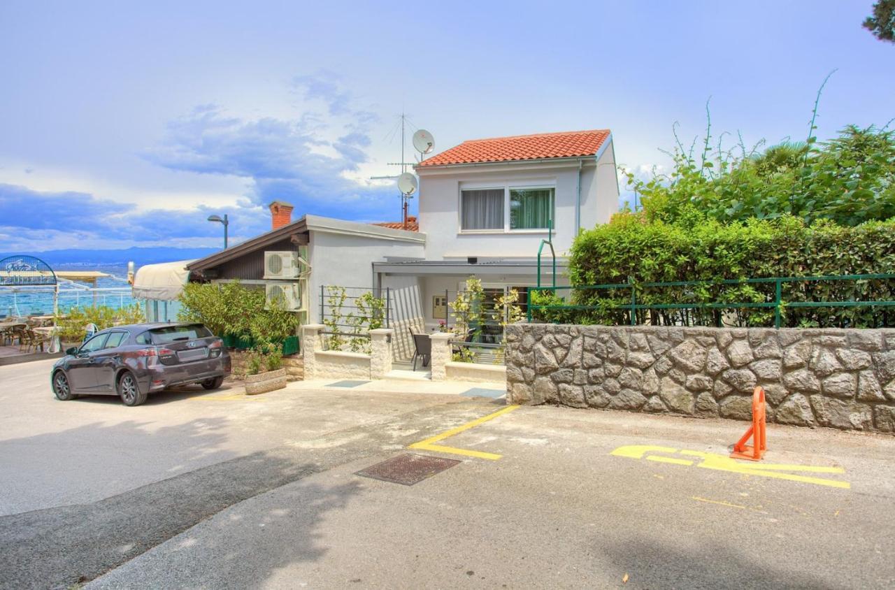Holiday House Mar Malinska Luaran gambar